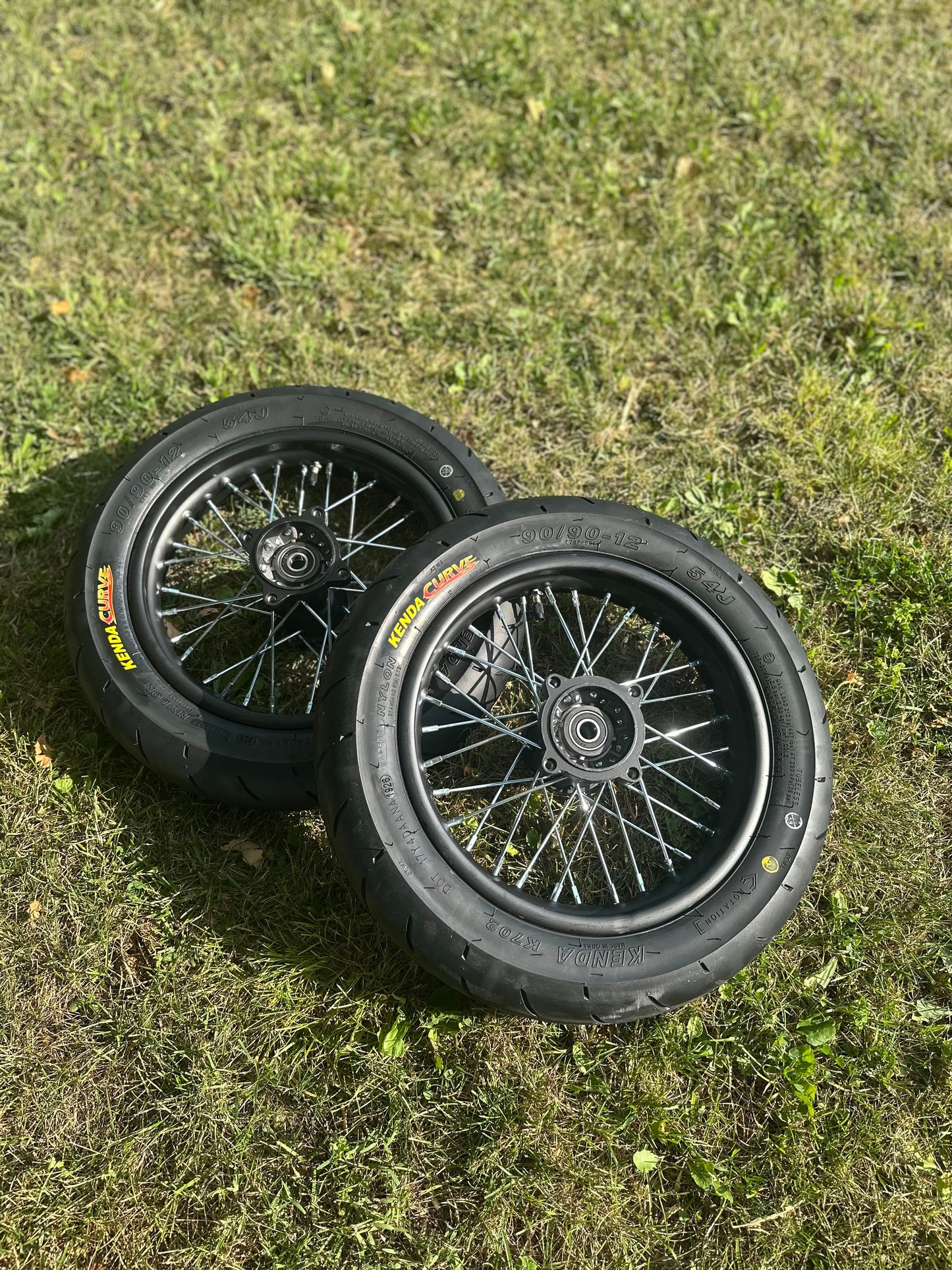 12 inch Supermotos (yozma, Tuttio, razor, strike)