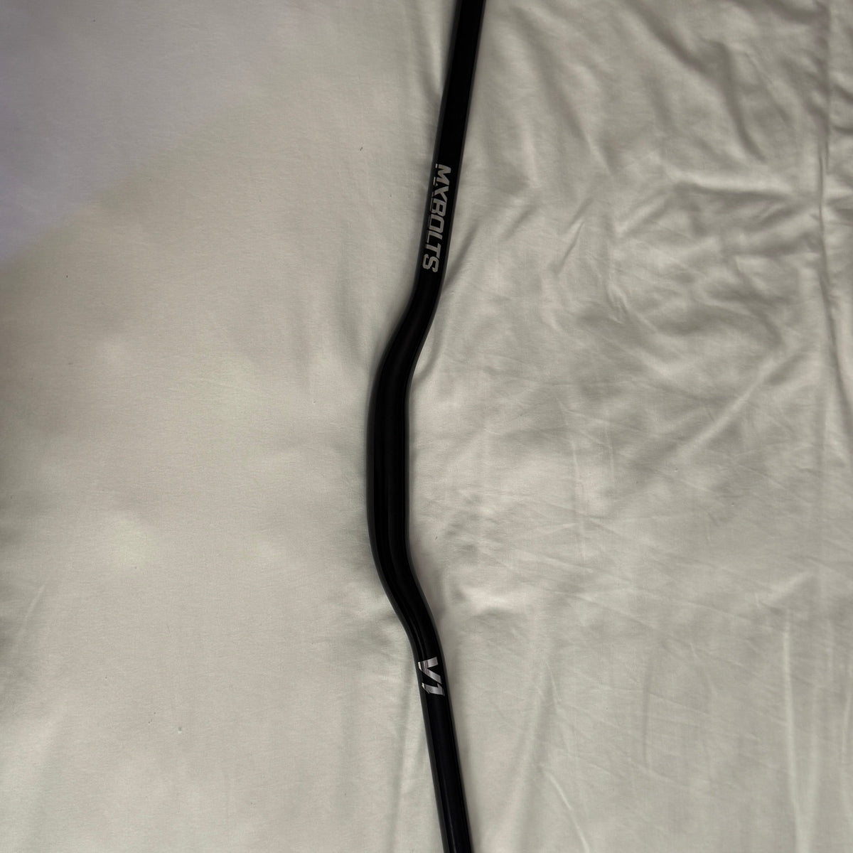 MXBOLTS Gloss Black Handlebar (31.8mm) (COLLECTIVE)