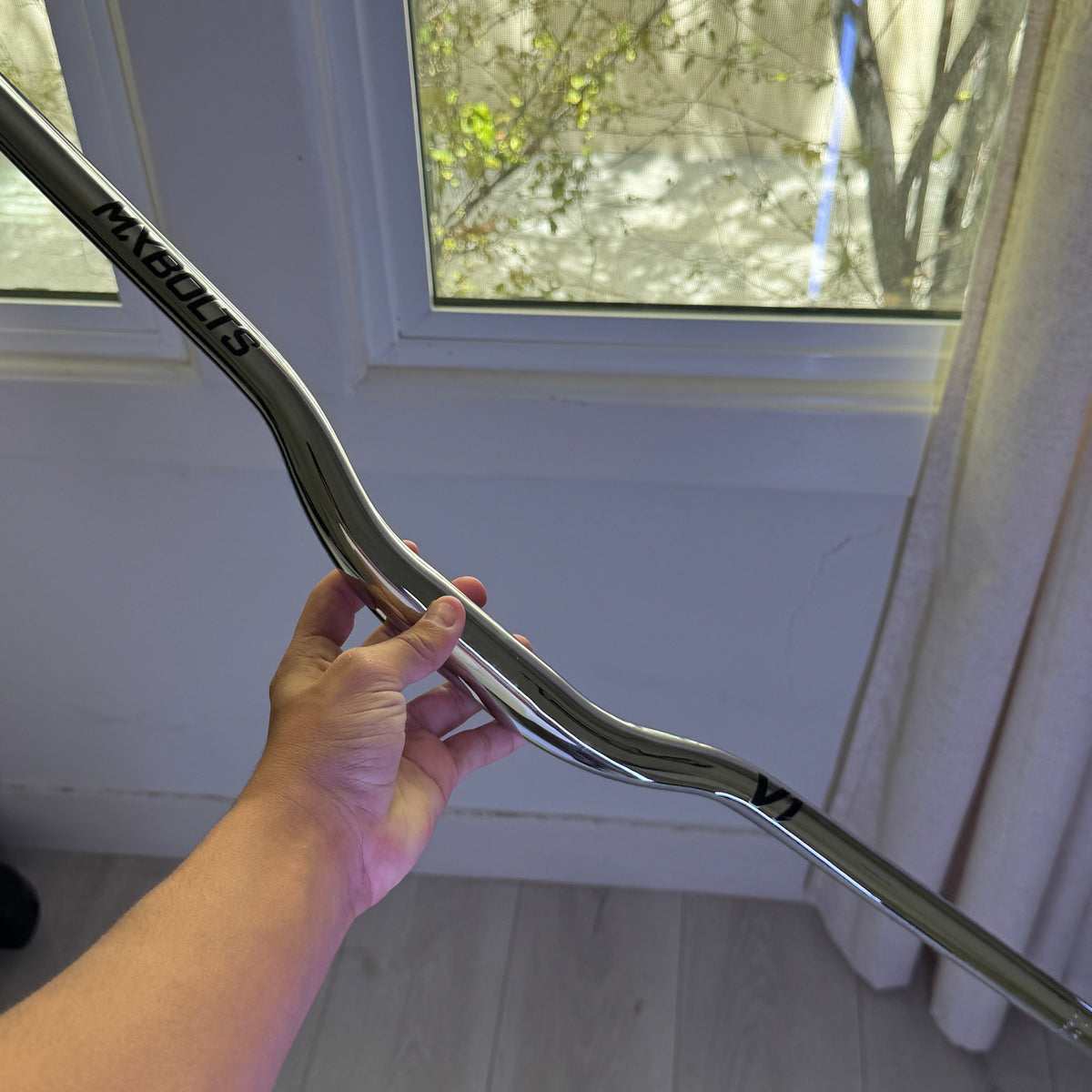 MXBOLTS Chrome Handlebar (31.8mm)