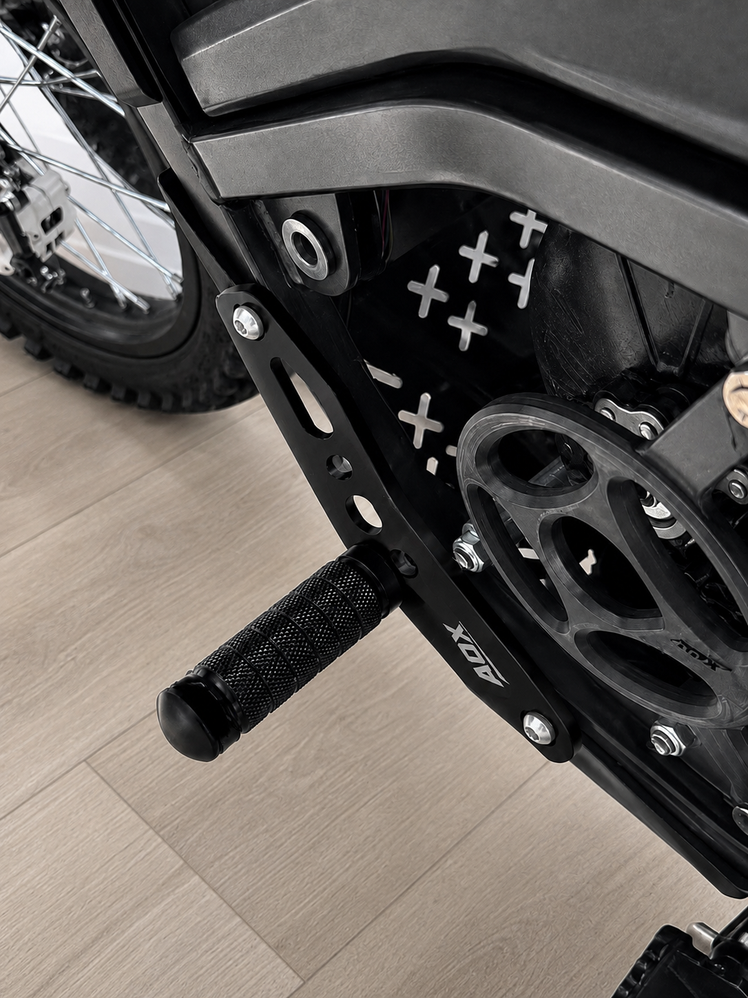 Yozma IN10, Valtinsu , Strike Shadow, Cemoto - Foot Lock WITH Bracket