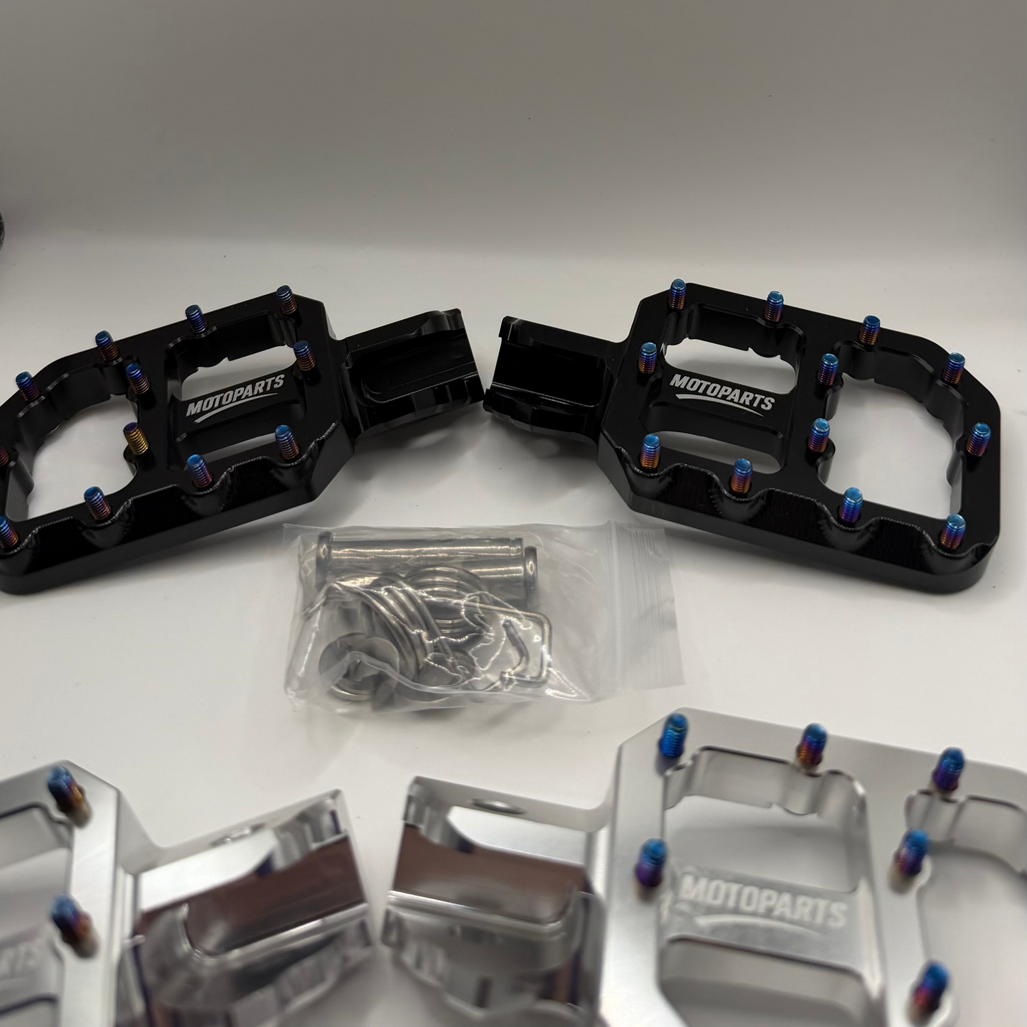 Tuttio/yozma Wide Pegs